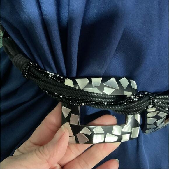 NEW Chico’s Boho Beaded Belt Size M/L Black Silver Acrylic & Leather Adjustable - Picture 10 of 14